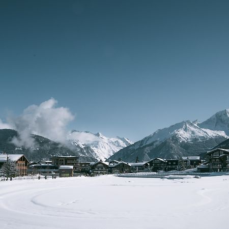 Hotel Les Peupliers คูร์เชอแวล ภายนอก รูปภาพ