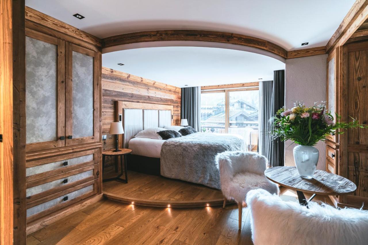 Hotel Les Peupliers คูร์เชอแวล ภายนอก รูปภาพ