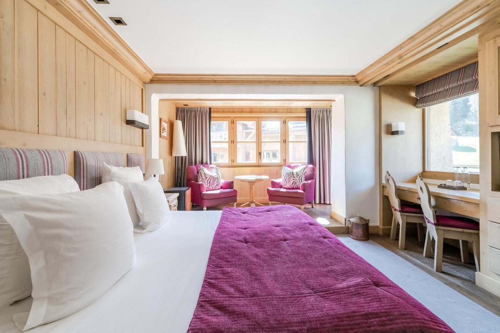 Hotel Les Peupliers คูร์เชอแวล ภายนอก รูปภาพ